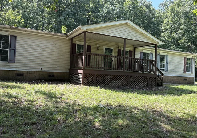 Photo 3 of Single family home for sale at 447 Shadowland Dr, Graysville, TN 37338 | MLS# 1540996 | Listing updated on 2026-09-18