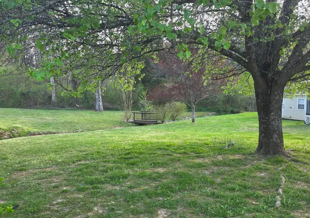 Photo 3 of Sale Pending at 1592 Old Stage Rd, Spring City, TN 37381 | MLS# 1540803 | Listing updated on 2026-08-14