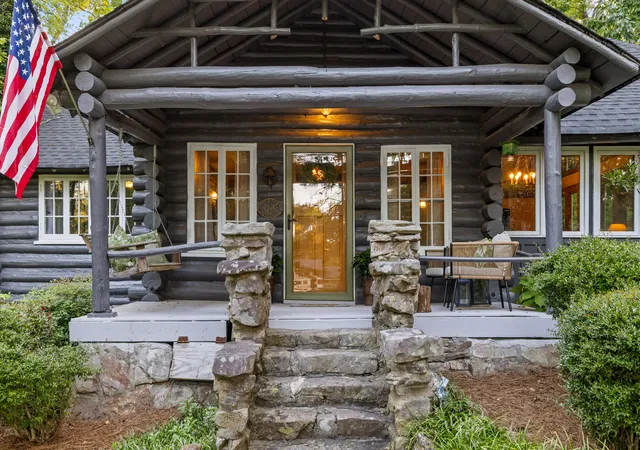 Photo 3 of Sale Pending at 1208 Cinderella Rd, Lookout Mountain, GA 30750 | MLS# 1541210 | Listing updated on 2026-08-23