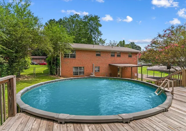 Photo 3 of Single family home for sale at 1437 Piedmont Dr Ne, Dalton, GA 30721 | MLS# 1541004 | Listing updated on 2026-09-14