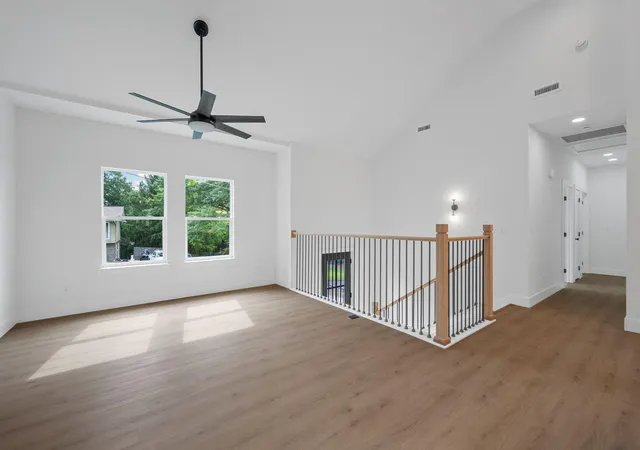 Photo 4 of Single family home for sale at 414 Peyton Dr, Hixson, TN 37343 | MLS# 1540904 | Listing updated on 2026-08-24