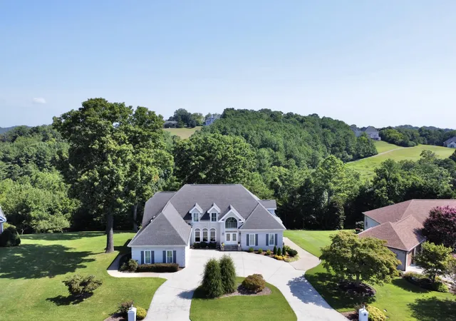 1st image of 5709 Laurel Ridge Rd, Chattanooga, TN 37416 | MLS# 1540978