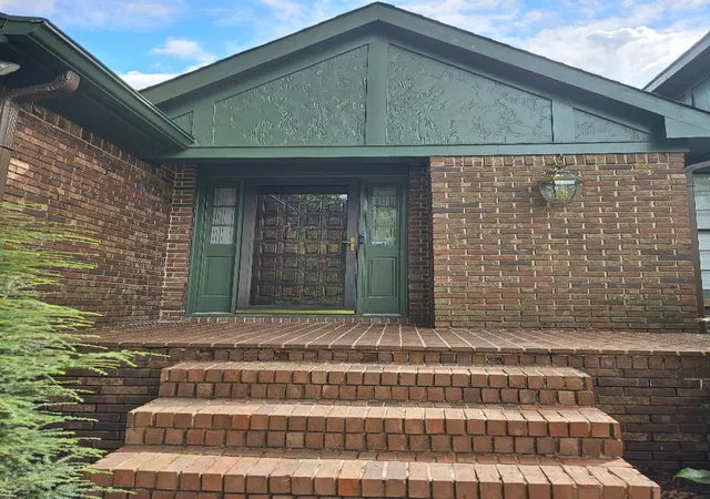 Photo 2 of Single family home for sale at 516 Shadow Pkwy, Chattanooga, TN 37421 | MLS# 1540896 | Listing updated on 2026-09-12