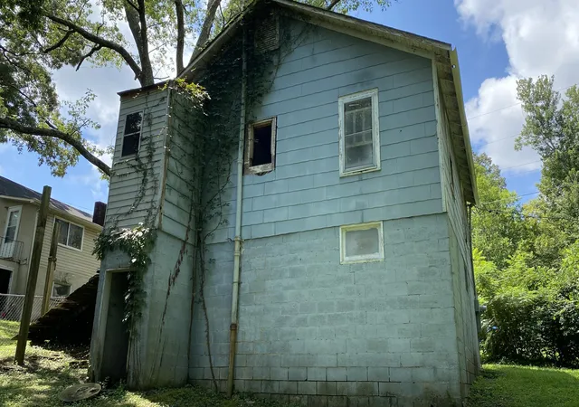 Photo 3 of Sale Pending at 318 Nason St, Rossville, GA 30741 | MLS# 1540922 | Listing updated on 2026-09-18