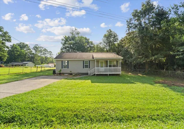 Photo 2 of Sale Pending at 158 Bonneville Dr, Chatsworth, GA 30705 | MLS# 1540942 | Listing updated on 2026-09-08