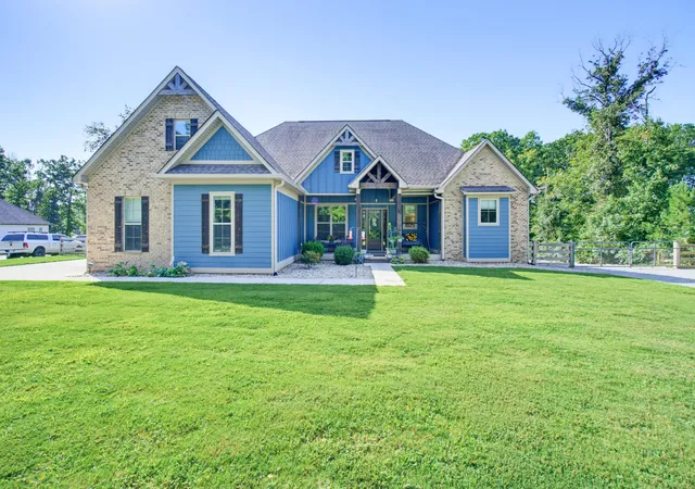 Photo 1 of Single family home for sale at 11964 Armstrong Rd, Soddy Daisy, TN 37379 | MLS# 1540966 | Listing updated on 2026-08-19
