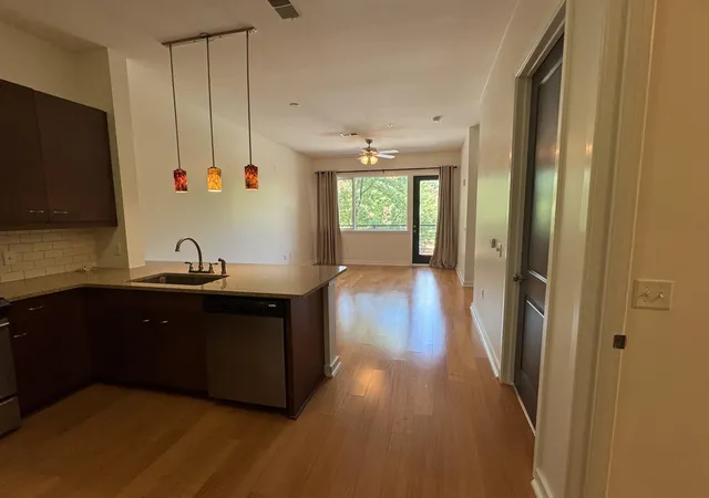 Photo 3 of Condo for sale at 200 Manufacturers Rd #246, Chattanooga, TN 37405 | MLS# 1540976 | Listing updated on 2026-08-17