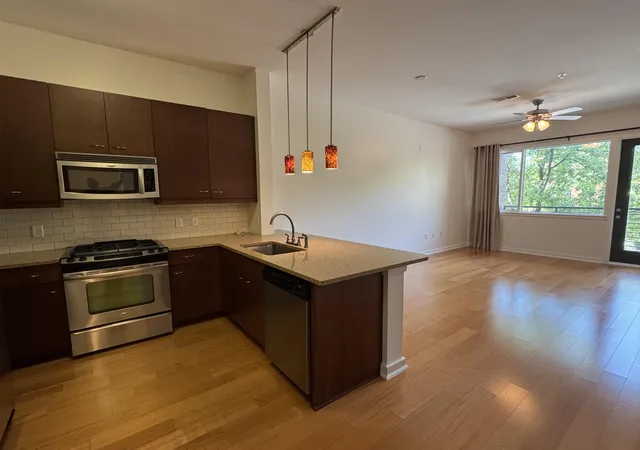 Photo 4 of Condo for sale at 200 Manufacturers Rd #246, Chattanooga, TN 37405 | MLS# 1540976 | Listing updated on 2026-08-17