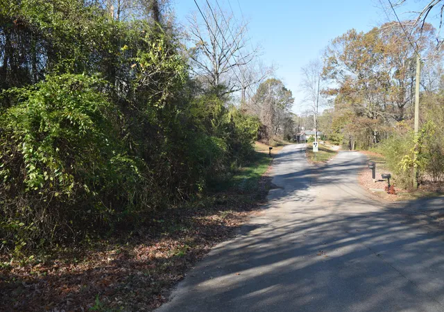 2nd image of 6830 Buck Trail Dr, Harrison, TN 37341 | MLS# 1540960
