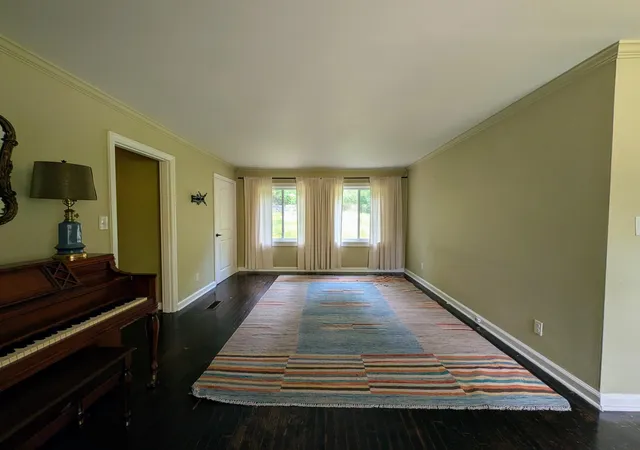 Photo 2 of Single family home for sale at 1731 Jeanaga Trl, Chattanooga, TN 37406 | MLS# 1540965 | Listing updated on 2026-08-19