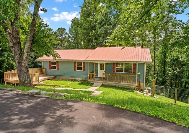 Photo 1 of Sale Pending at 49 Dee Vue Ln, Rossville, GA 30741 | MLS# 1540980 | Listing updated on 2026-09-18