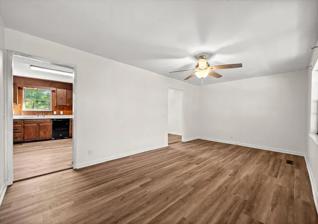Photo 4 of Sale Pending at 49 Dee Vue Ln, Rossville, GA 30741 | MLS# 1540980 | Listing updated on 2026-09-18