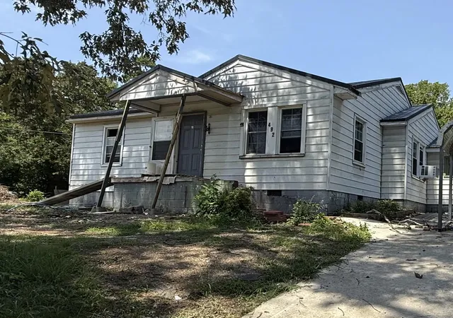 1st image of 492 Warren St, Rossville, GA 30741 | MLS# 1540998