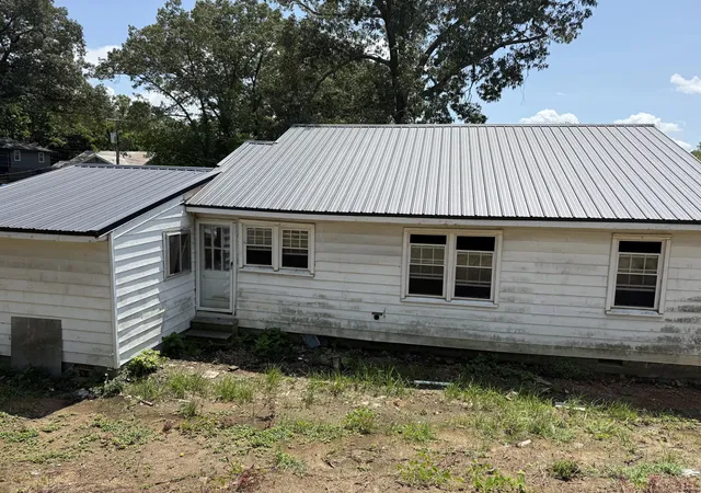 Photo 3 of Single family home for sale at 492 Warren St, Rossville, GA 30741 | MLS# 1540998 | Listing updated on 2026-09-19