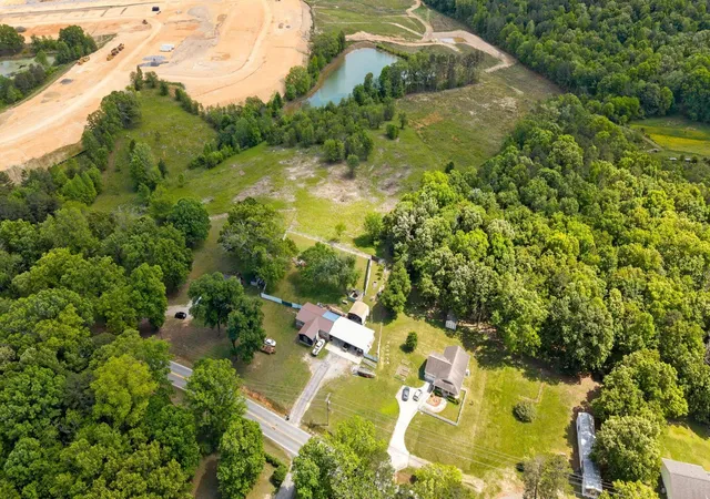 17th image of 10006 Birchwood Pike, Harrison, TN 37341 | MLS# 1541095