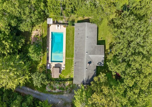 2nd image of 2558 Boston Branch Cir, Signal Mountain, TN 37377 | MLS# 1541015