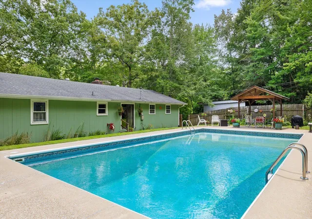 4th image of 2558 Boston Branch Cir, Signal Mountain, TN 37377 | MLS# 1541015