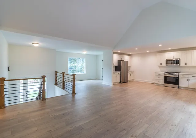 Photo 3 of Single family home for sale at 9112 Villagewood Dr, Harrison, TN 37341 | MLS# 1541206 | Listing updated on 2026-08-21