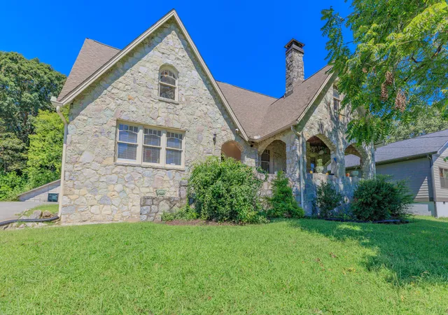 Photo 2 of Single family home for sale at 311 N Germantown Rd, Chattanooga, TN 37411 | MLS# 1541048 | Listing updated on 2026-08-19