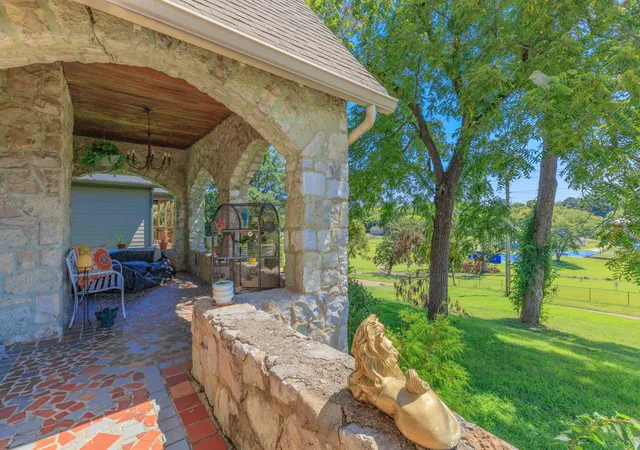 Photo 2 of Single family home for sale at 311 N Germantown Rd, Chattanooga, TN 37411 | MLS# 1541048 | Listing updated on 2026-10-29