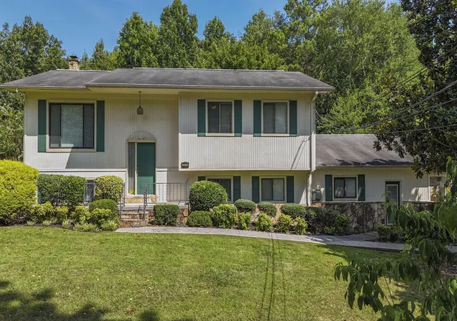 1st image of 5016 Silver Ln, Apison, TN 37302 | MLS# 1541075
