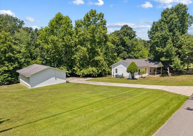 Photo 2 of Single family home for sale at 1846 N Boyd Dr, Rocky Face, GA 30740 | MLS# 1541065 | Listing updated on 2026-08-31