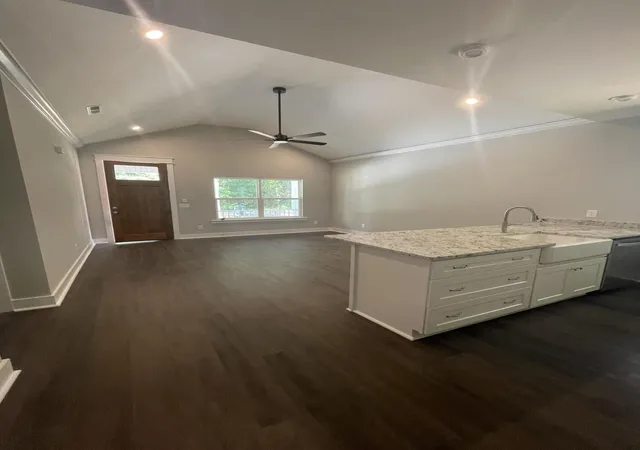 Photo 2 of Single family home for sale at 10 Charles Dr, Chattanooga, TN 37421 | MLS# 1541236 | Listing updated on 2026-09-01