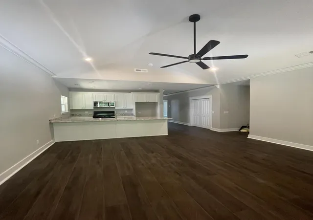Photo 2 of Single family home for sale at 10 Charles Dr, Chattanooga, TN 37421 | MLS# 1541236 | Listing updated on 2026-10-06