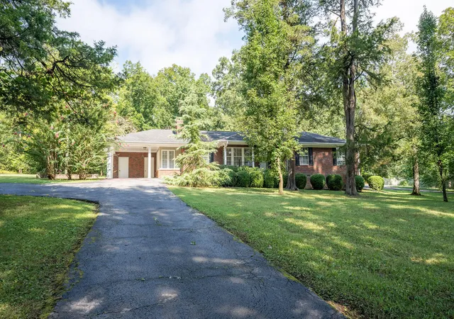 Photo 2 of Single family home for sale at 13857 N Main St, Trenton, GA 30752 | MLS# 1541408 | Listing updated on 2026-08-24