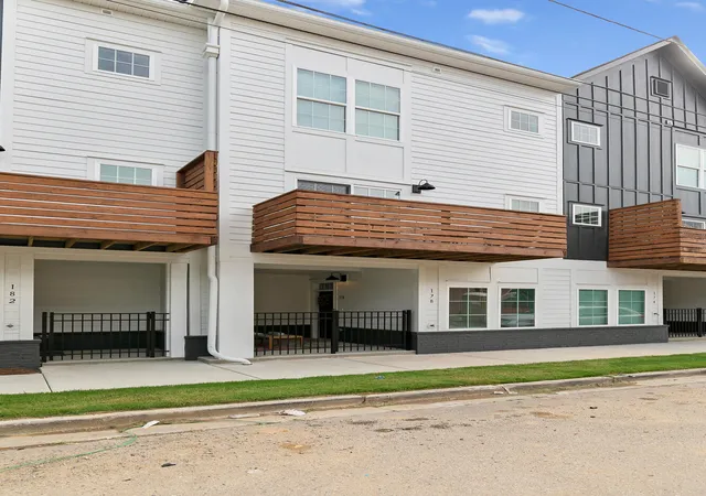Photo 1 of Single family home for sale at 178 E 19th Street, Chattanooga, TN 37408 | MLS# 1541212 | Listing updated on 2026-08-20