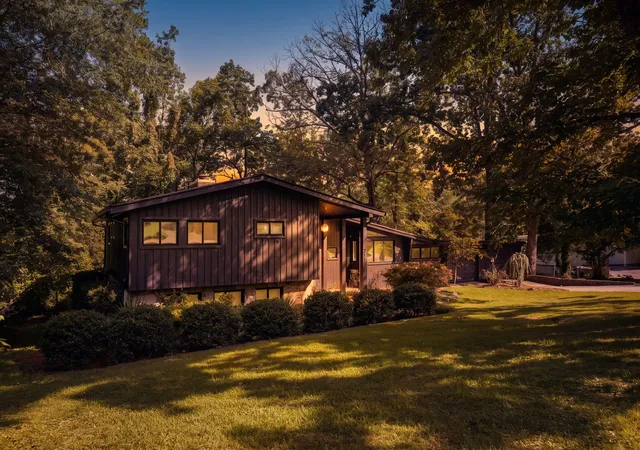 63rd image of 211 Dawn St, Signal Mountain, TN 37377 | MLS# 1541124