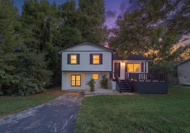 Photo 3 of Single family home for sale at 4007 E Freedom Cir, Ooltewah, TN 37363 | MLS# 1541146 | Listing updated on 2026-09-11