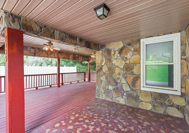 Photo 3 of Single family home for sale at 9439 E Brainerd Rd, Chattanooga, TN 37421 | MLS# 1541148 | Listing updated on 2026-10-07