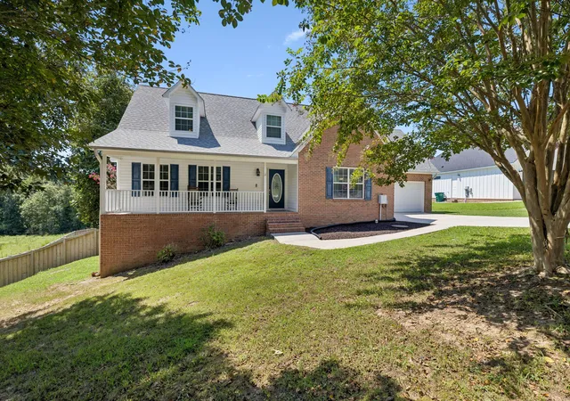Photo 2 of Sale Pending at 1718 Magnum Ln, Soddy Daisy, TN 37379 | MLS# 1541152 | Listing updated on 2026-08-25