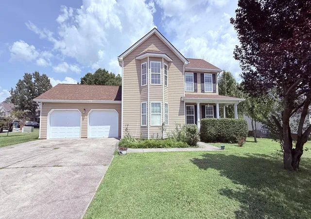 Photo 3 of Sale Pending at 130 Glenn Wade Dr, Rossville, GA 30741 | MLS# 1541133 | Listing updated on 2026-09-11