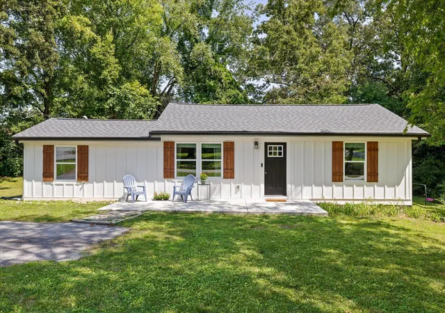 Photo 1 of Single family home for sale at 4328 Norcross Rd, Hixson, TN 37343 | MLS# 1541226 | Listing updated on 2026-09-01
