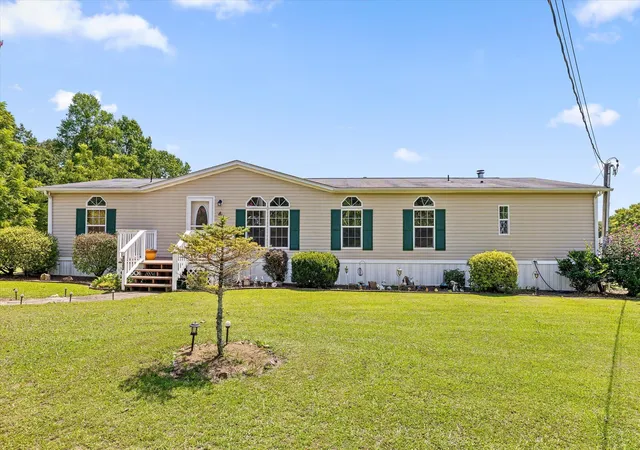 1st image of 3022 Mowbray Pike, Soddy Daisy, TN 37379 | MLS# 1541375