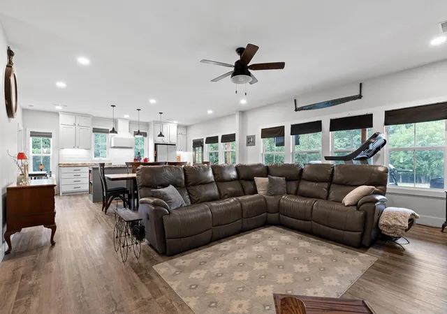 2nd image of 602 County Road 771, Ider, AL 35981 | MLS# 1541291