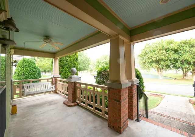 Photo 2 of Single family home for sale at 217 Horse Creek Dr Dr, Chattanooga, TN 37405 | MLS# 1541298 | Listing updated on 2026-08-31