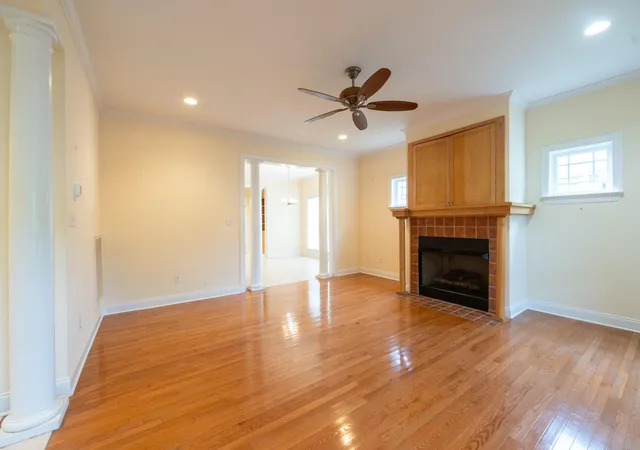 Photo 3 of Single family home for sale at 217 Horse Creek Dr Dr, Chattanooga, TN 37405 | MLS# 1541298 | Listing updated on 2026-08-31