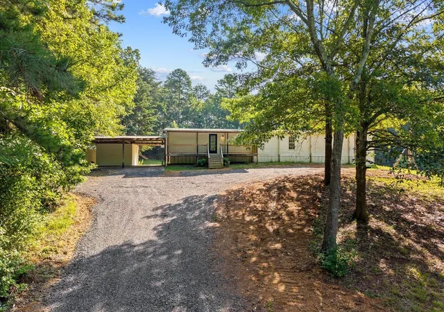 Photo 2 of Single family home for sale at 1237 N Pass, Chatsworth, GA 30705 | MLS# 1541293 | Listing updated on 2026-09-08
