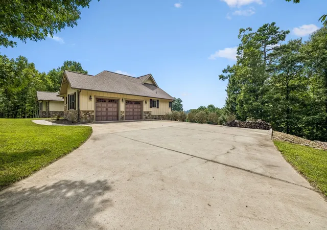 Photo 4 of Single family home for sale at 2620 Hobbstown Rd, Dunlap, TN 37327 | MLS# 1541367 | Listing updated on 2026-08-25