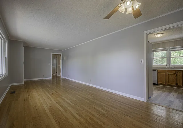 Photo 4 of Single family home for sale at 3803 Laird Ln, Chattanooga, TN 37415 | MLS# 1541368 | Listing updated on 2026-10-15