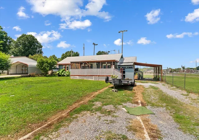 1st image of 102 Glaze Dr, Dalton, GA 30721 | MLS# 1541373