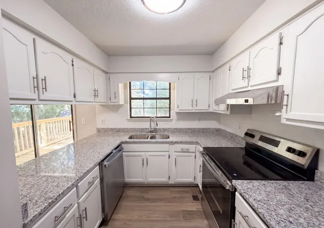 Photo 2 of Single family home for sale at 8911 Quail Run Dr, Chattanooga, TN 37421 | MLS# 1541386 | Listing updated on 2026-08-27