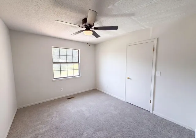 Photo 3 of Single family home for sale at 8911 Quail Run Dr, Chattanooga, TN 37421 | MLS# 1541386 | Listing updated on 2026-10-22