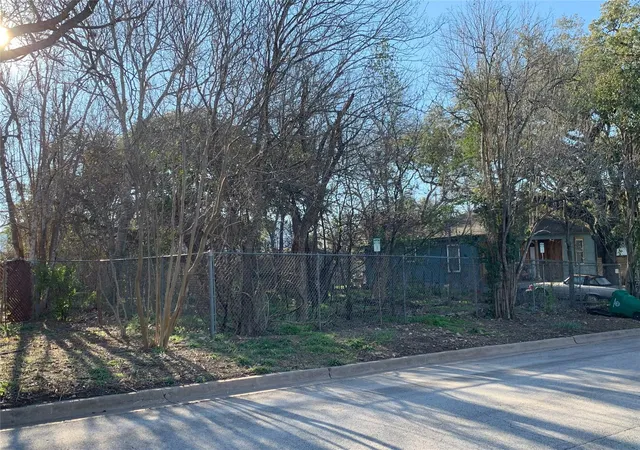 Photo 2 of Land for sale at 4419 Garnett St, Austin, TX 78745 | MLS# 9622431 | Listing updated on 2026-09-16