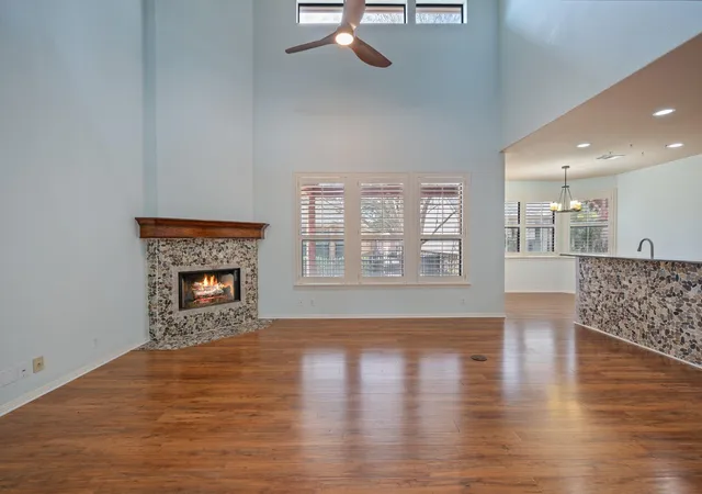 Listing Photo 4 - Condo for sale in building located at 4229 Johns Light Dr, Austin, TX 78727