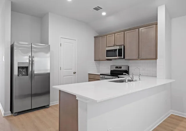 Photo 3 of Single family home for sale at 141 Hatari Trl, Jarrell, TX 76537 | MLS# 7743918 | Listing updated on 2026-10-15