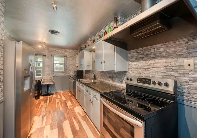Photo 3 of Single family home for sale at 1207 Flag St, Llano, TX 78643 | MLS# 8004439 | Listing updated on 2026-10-13
